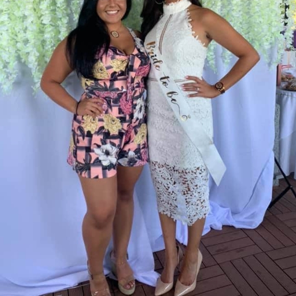 Lulu's WHITE LACE DRESS - Picture 6 of 7